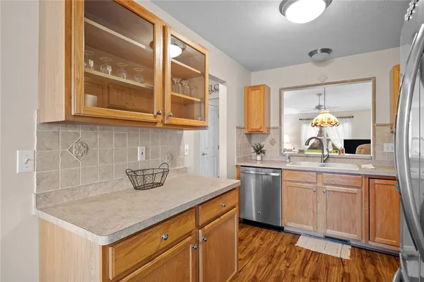 $299,900 | 27 Kirkdale Circle, Greece, NY 14612