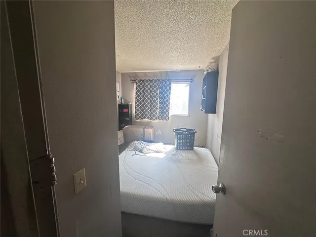 $445,000 | 10851 Maple Avenue, Bloomington, CA 92316