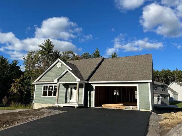 $898,750 | 16 Juliana Avenue, Nashua, NH 03064