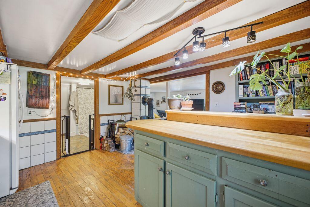 239 North Raymond Road Gray, ME 04039 - Photo 8 of 21 13__V5A3905