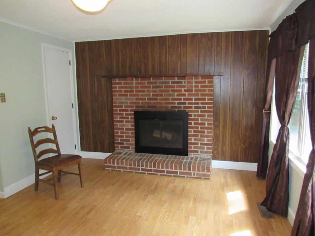 9137 Reedy Creek Road Bristol, VA 24202 - Photo 3 of 21 Photo 3