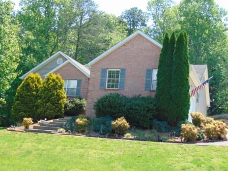 103 Bluff Point Road Harriman, TN 37748 - Photo 1 of 12 103 Bluff Point Rd