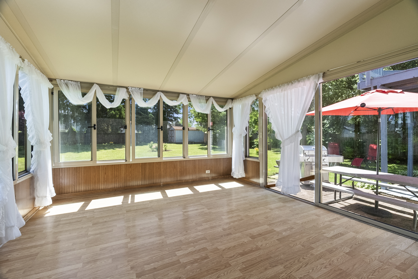 211 North Oltendorf Road Streamwood, IL 60107 - Photo 22 of 31