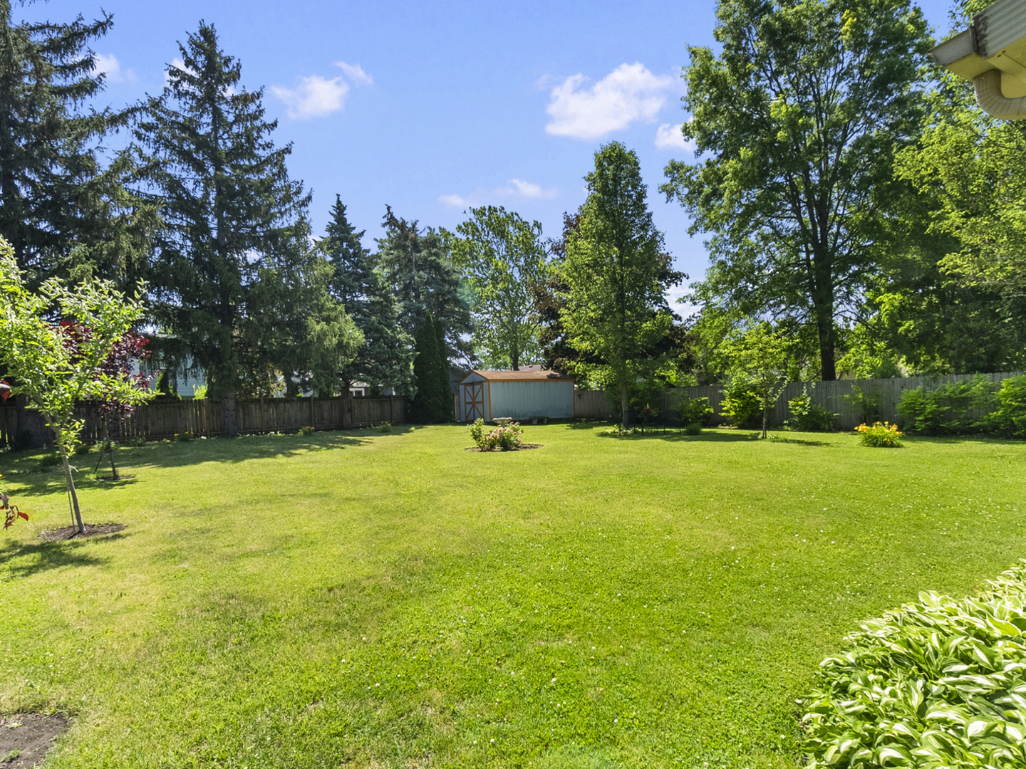 211 North Oltendorf Road Streamwood, IL 60107 - Photo 3 of 31