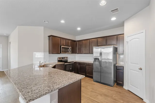 $2,000 | 116 Fair Anne Drive, Georgetown, TX 78626