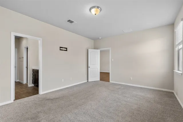 $2,000 | 116 Fair Anne Drive, Georgetown, TX 78626