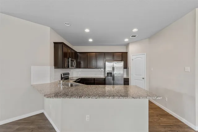 $2,000 | 116 Fair Anne Drive, Georgetown, TX 78626