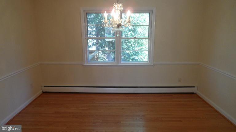 12829 Jingle Lane Silver Spring, MD 20906 - Photo 14 of 30 Dining Room
