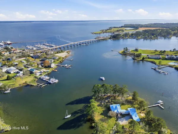 $545,000 | 8044 Treasure Drive, Oriental, NC 28571