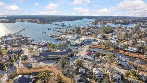 $545,000 | 8044 Treasure Drive, Oriental, NC 28571