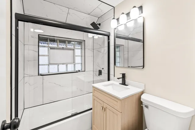 $300,000 | 3605 South Harvey Avenue, Berwyn, IL 60402