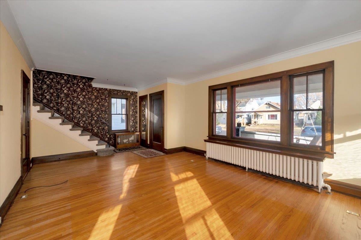 2333 Hughitt Avenue Superior, WI 54880 - Photo 3 of 28