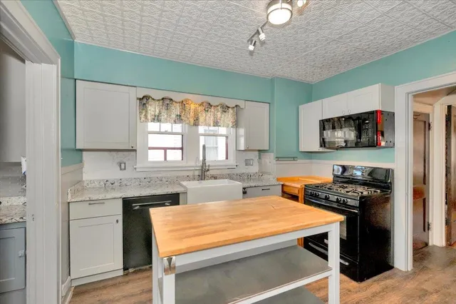 $259,900 | 2333 Hughitt Avenue, Superior, WI 54880