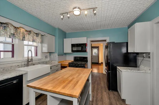 $259,900 | 2333 Hughitt Avenue, Superior, WI 54880