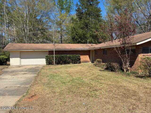 1620 Virginia Avenue McComb, MS 39648 - Photo 2 of 22 IMG_0060