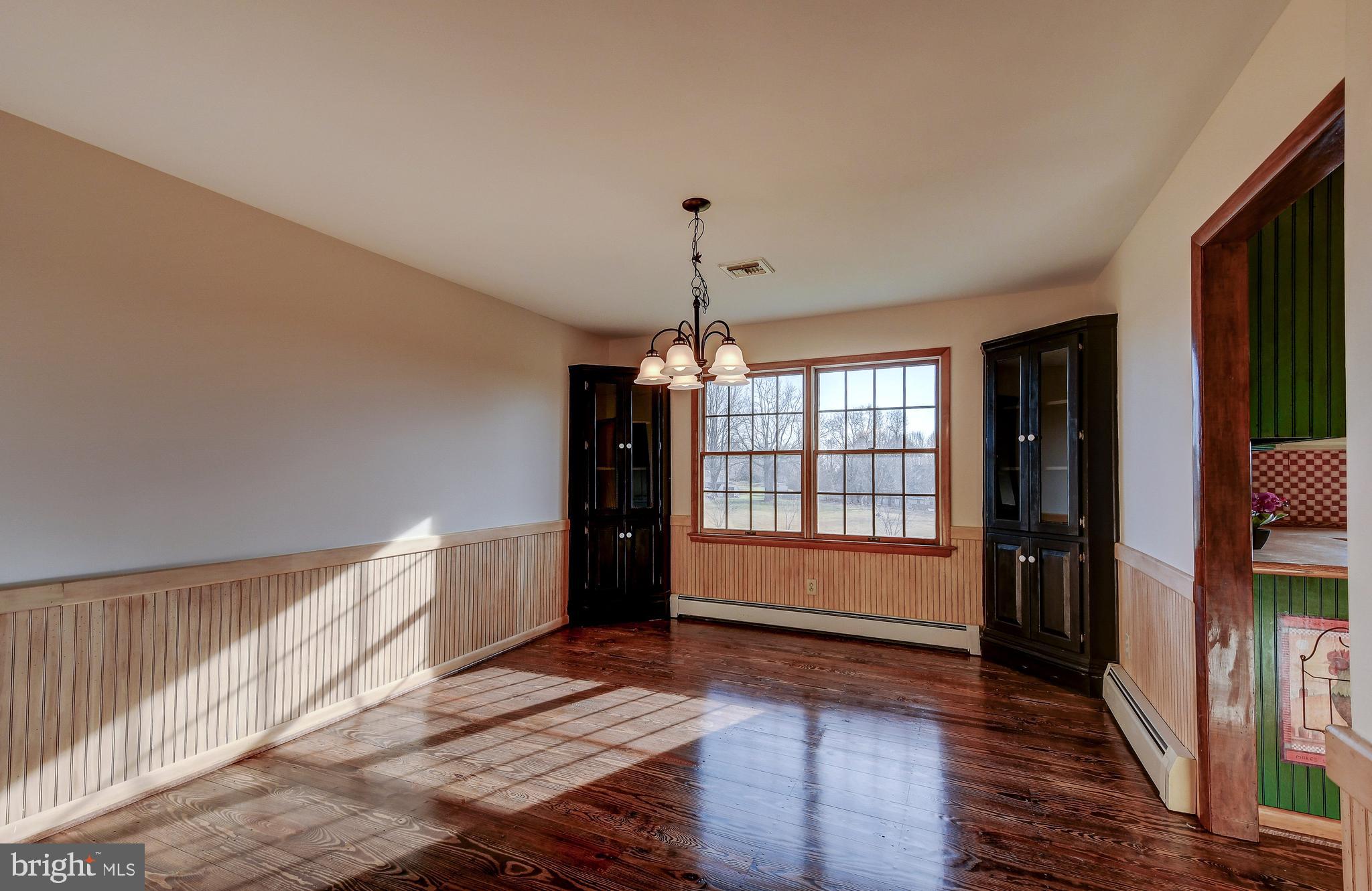 9 West McKinley Road Delta, PA 17314 - Photo 9 of 40 Dining Room with Refinished Hardwood Floors
