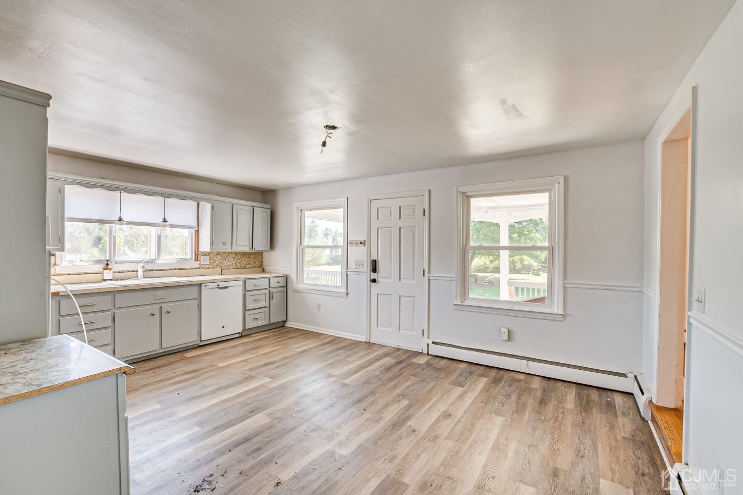 641 Willow Road Hillsborough, NJ 08844 - Photo 32 of 71