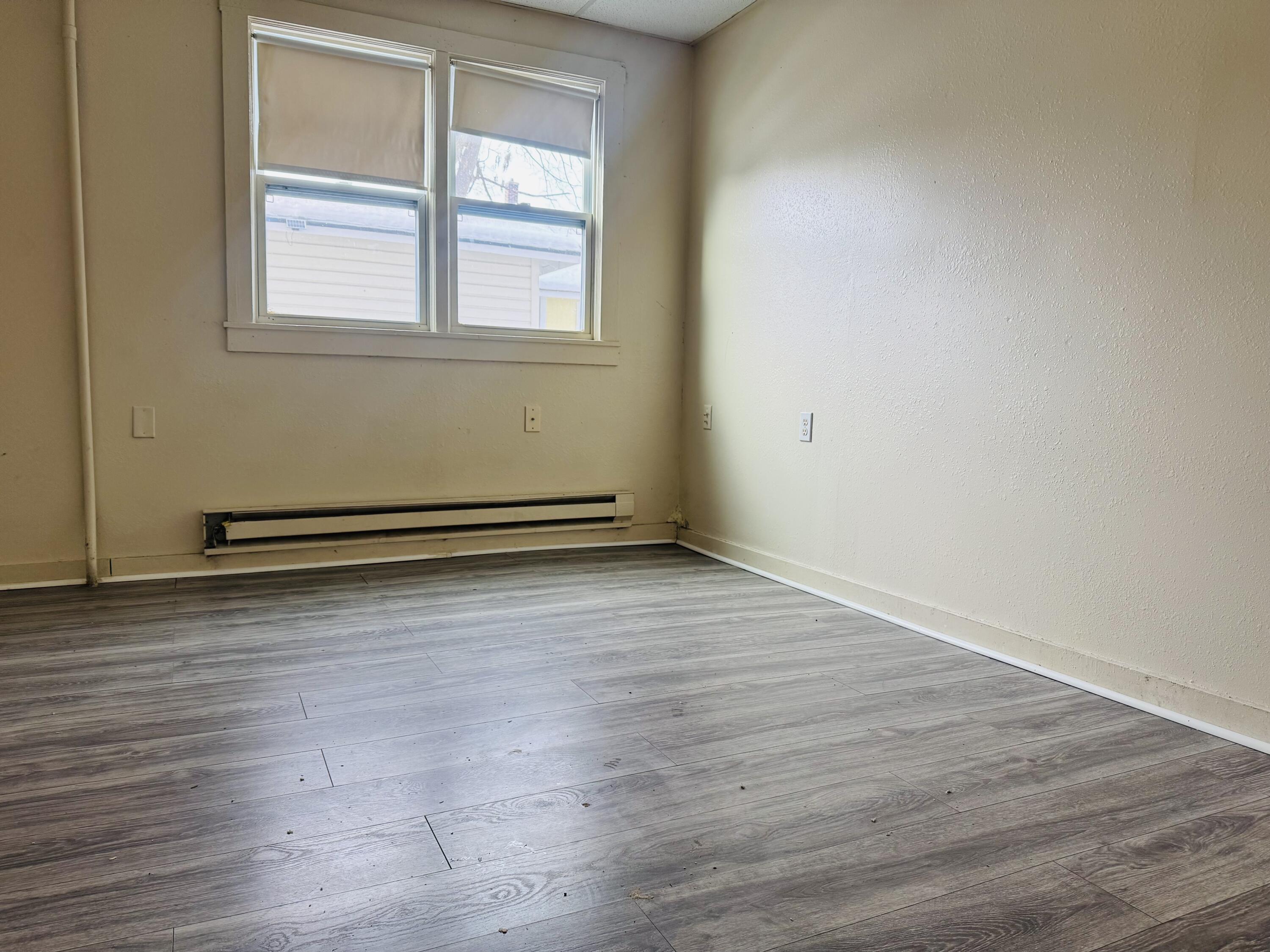 2608 16th Street Racine, WI 53405 - Photo 3 of 8 IMG_2260