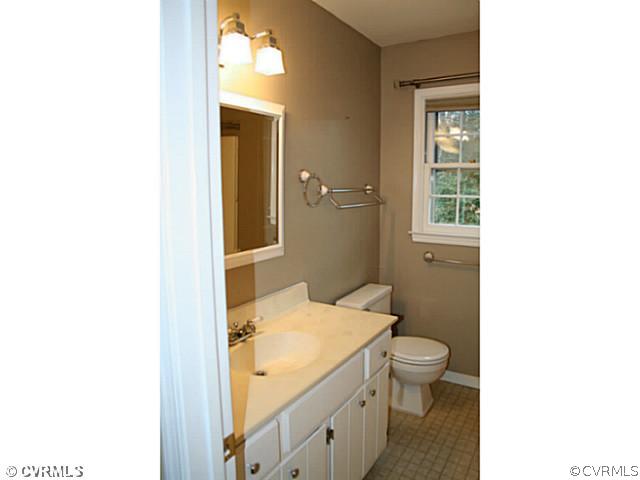 231 Eastman Road Chesterfield, VA 23236 - Photo 11 of 21 Gallery Image 11
