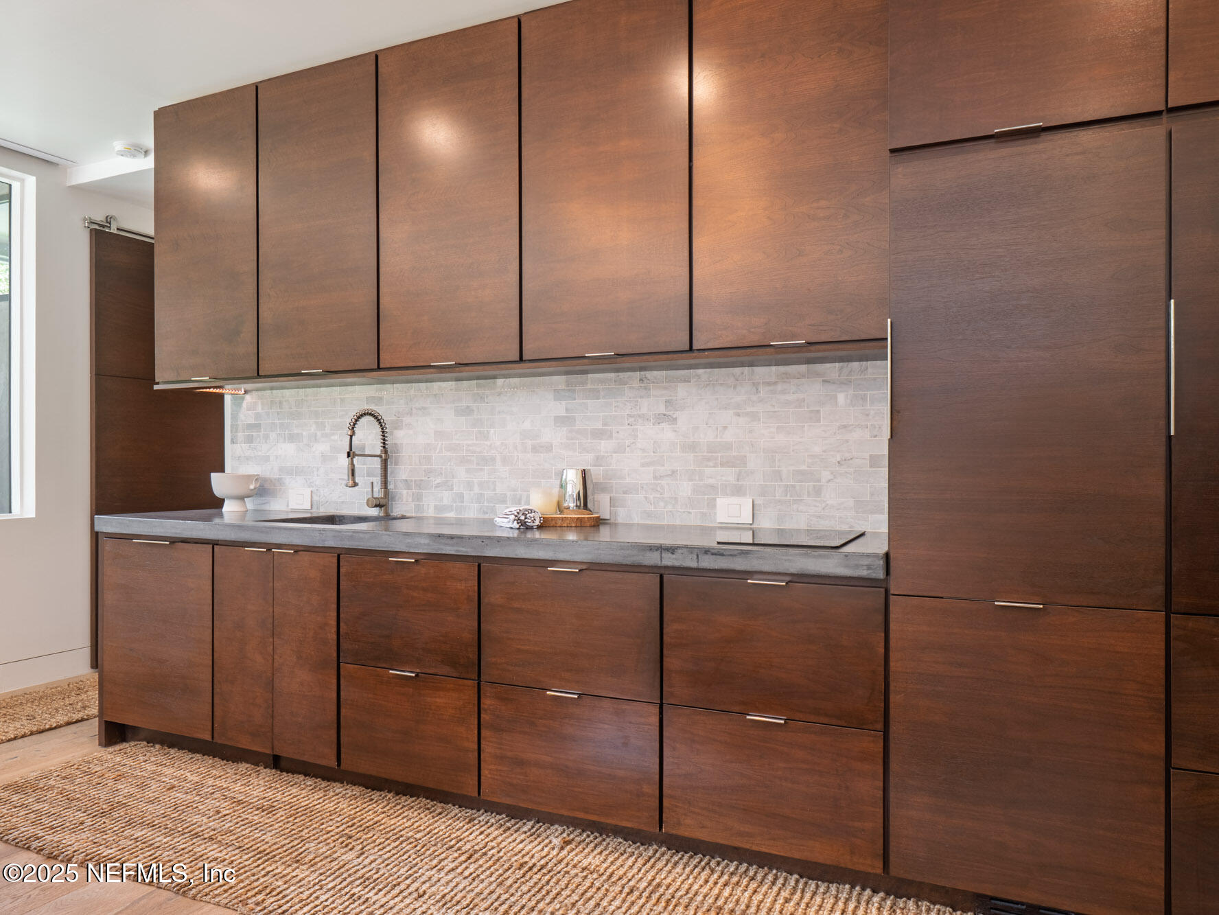 842 Fruit Cove Road St. Johns, FL 32259 - Photo 56 of 100 a kitchen with a sink and cabinets