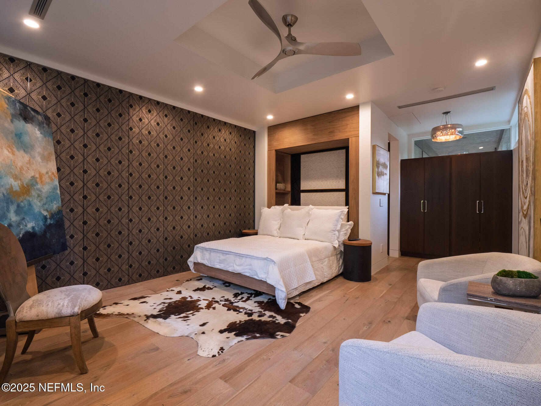 842 Fruit Cove Road St. Johns, FL 32259 - Photo 59 of 100 a bedroom with a bed and a mirror