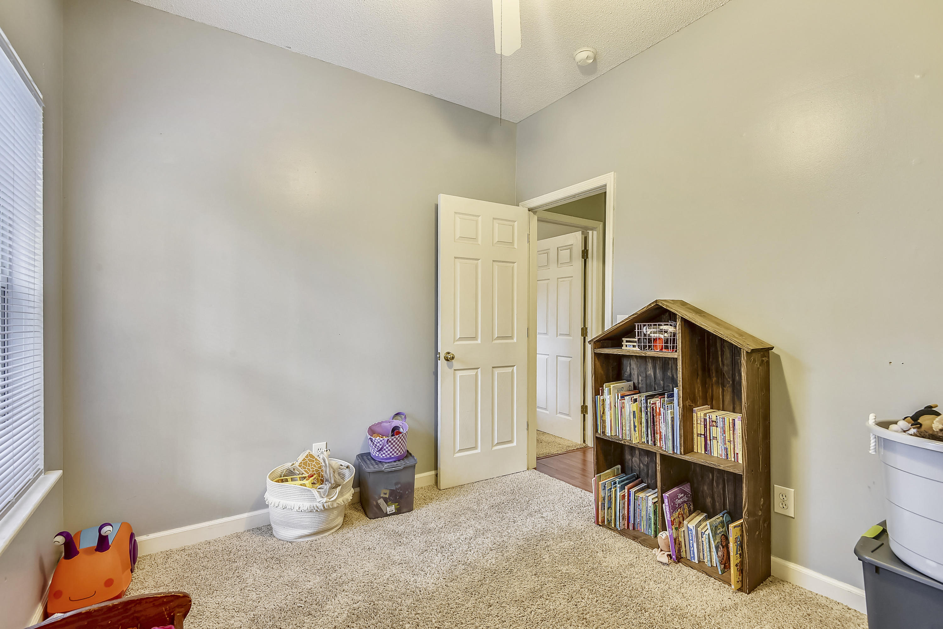 123 Coventry Road Summerville, SC 29486 - Photo 19 of 33 Main Level-Bedroom 2-DSC8466