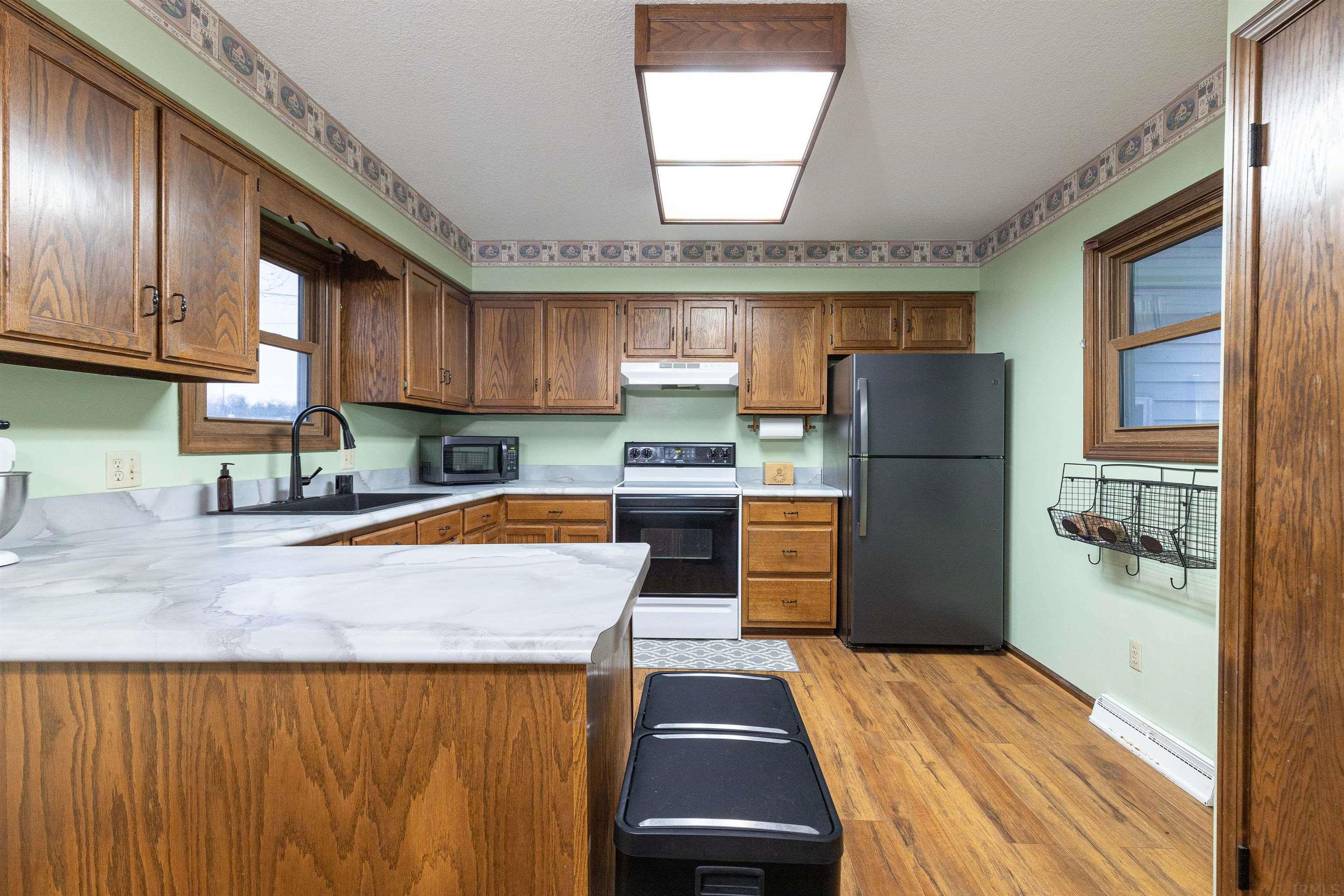 1315 Master Drive Decatur, IN 46733 - Photo 8 of 25