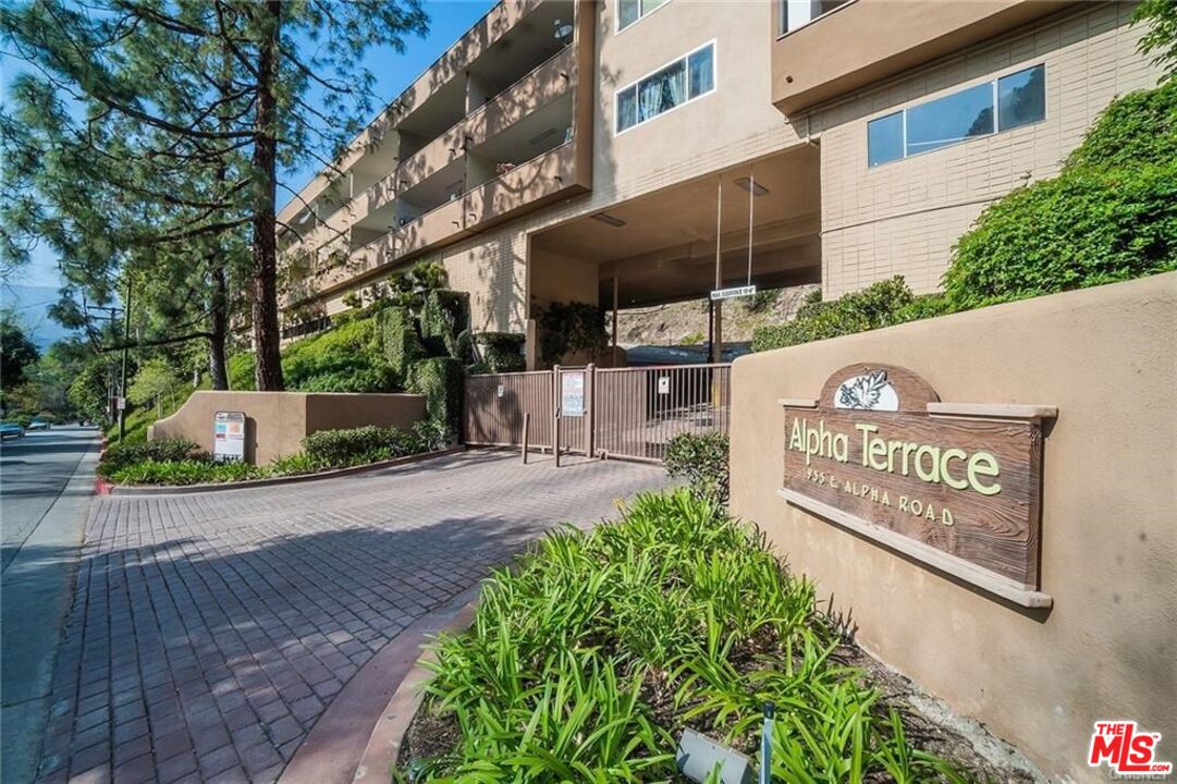 1935 Alpha Road, Unit 321 Glendale, CA 91208 - Photo 14 of 14