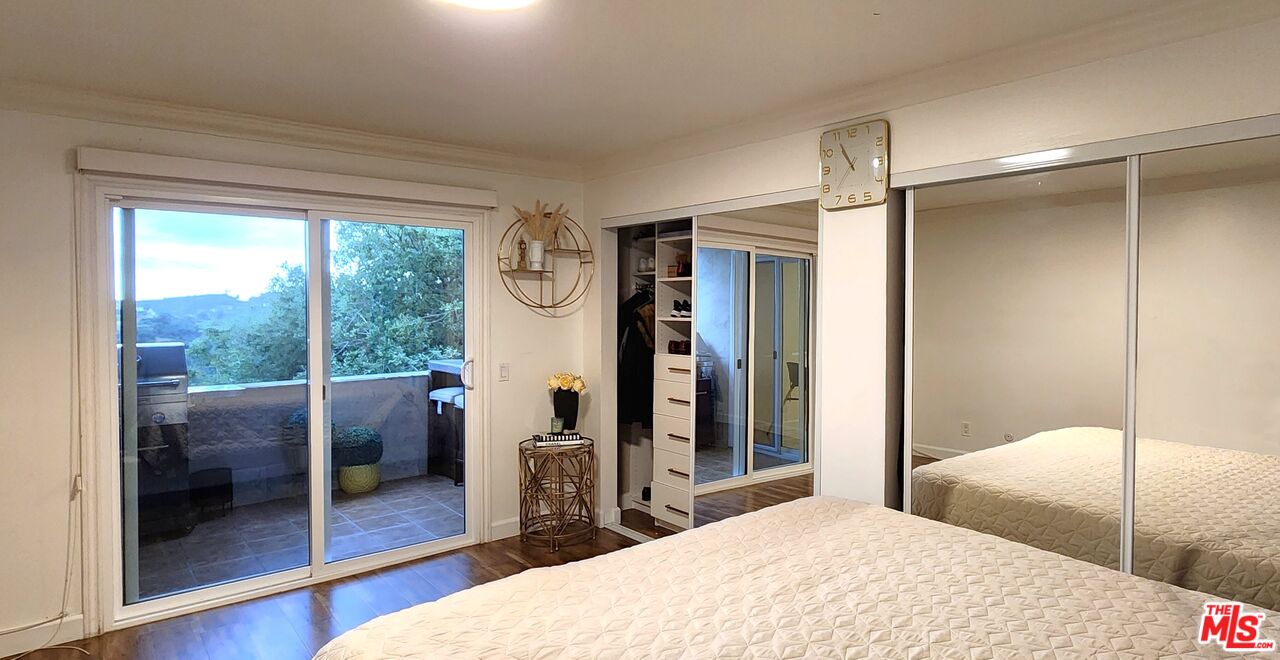 1935 Alpha Road, Unit 321 Glendale, CA 91208 - Photo 7 of 14