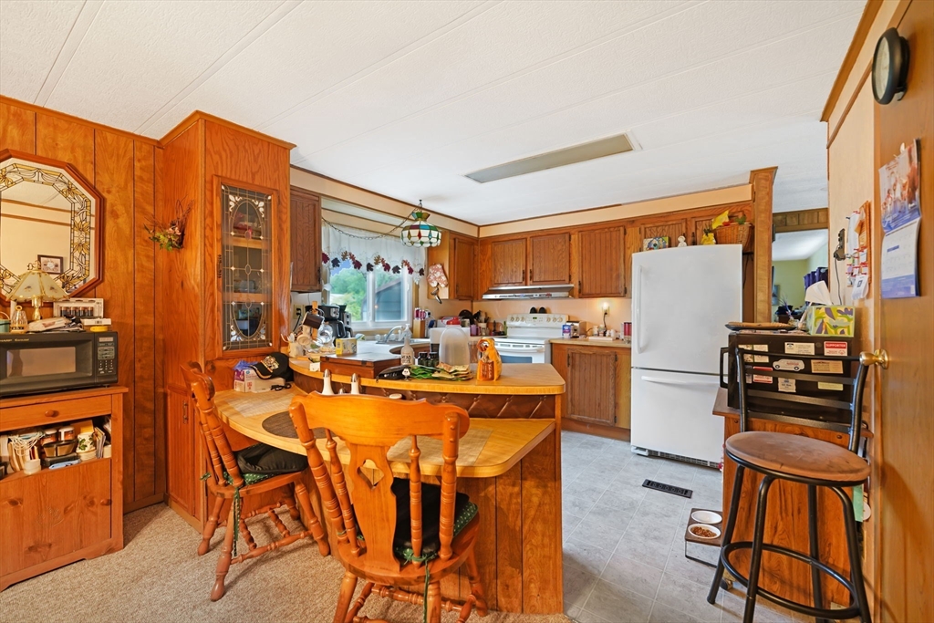 29 Pipers Way Carver, MA 02330 - Photo 16 of 29