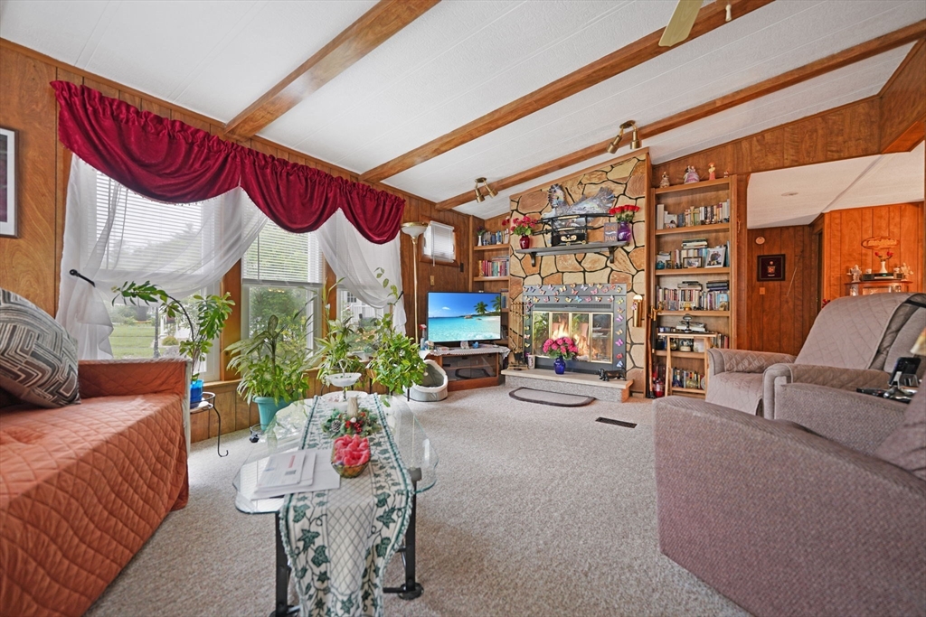 29 Pipers Way Carver, MA 02330 - Photo 9 of 29