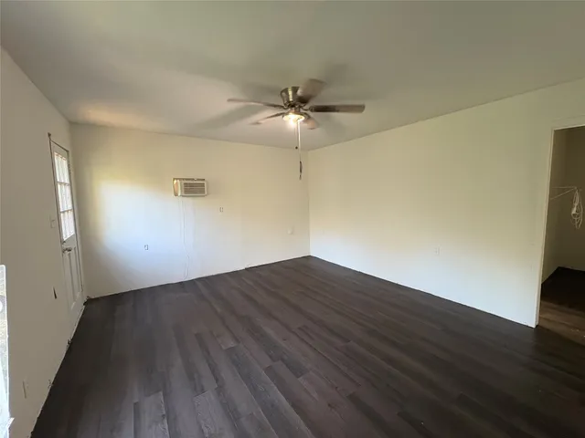 $1,600 | 81 Gourd Creek Road, Huntsville, TX 77340