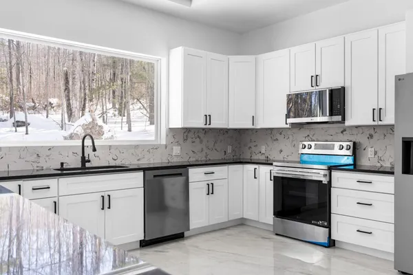 $695,000 | 258 Brooks Road, Binghamton, NY 13905