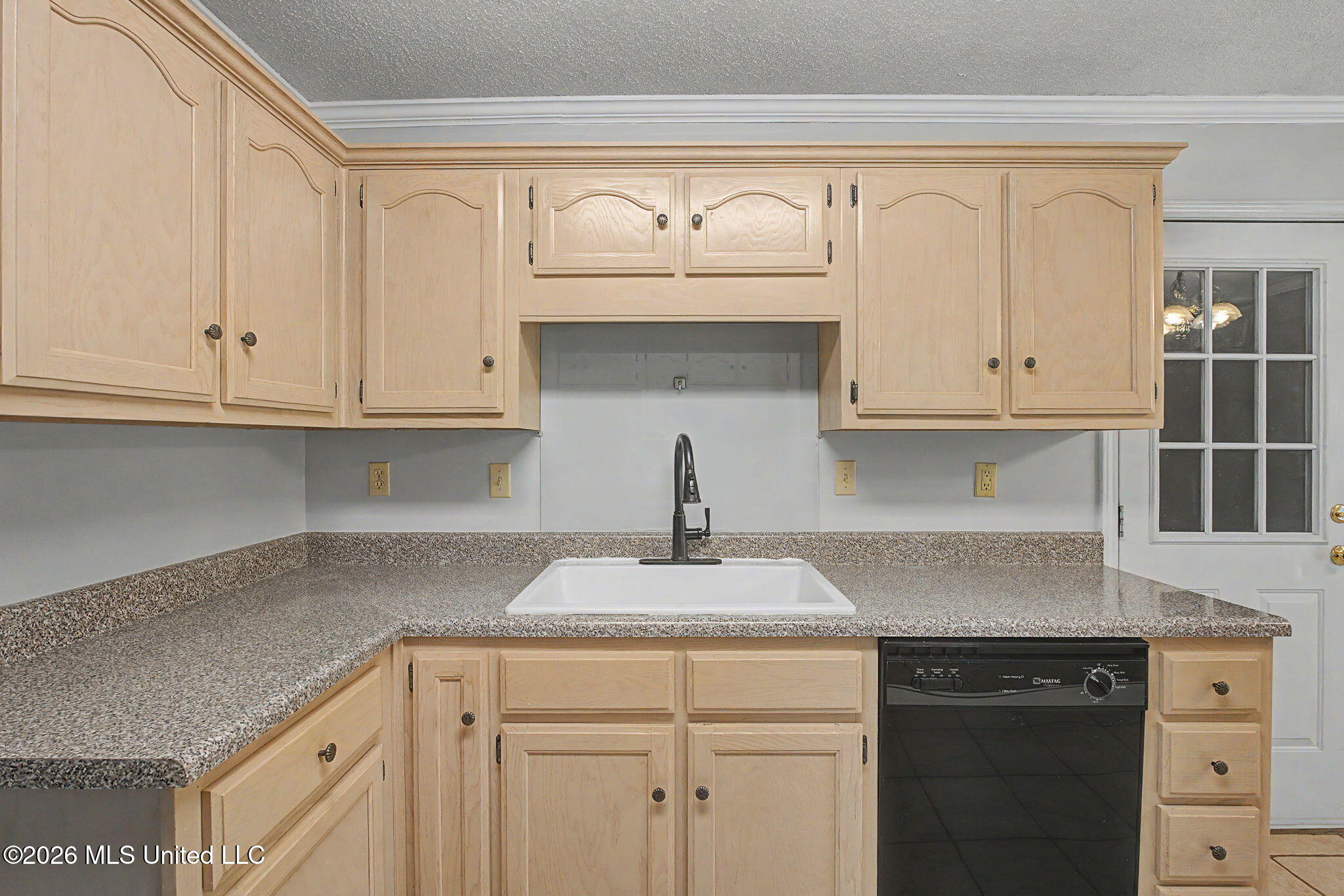 1195 Pendulum Drive Hernando, MS 38632 - Photo 19 of 38 Kitchen