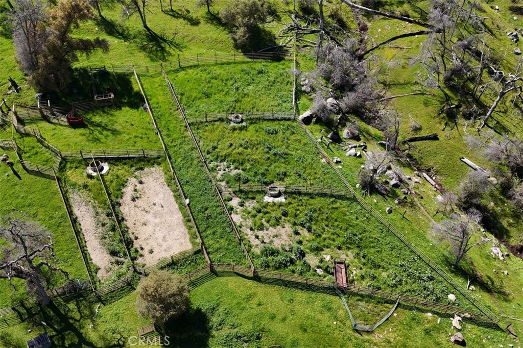 39249 Road 800 Raymond, CA 93653 - Photo 11 of 36