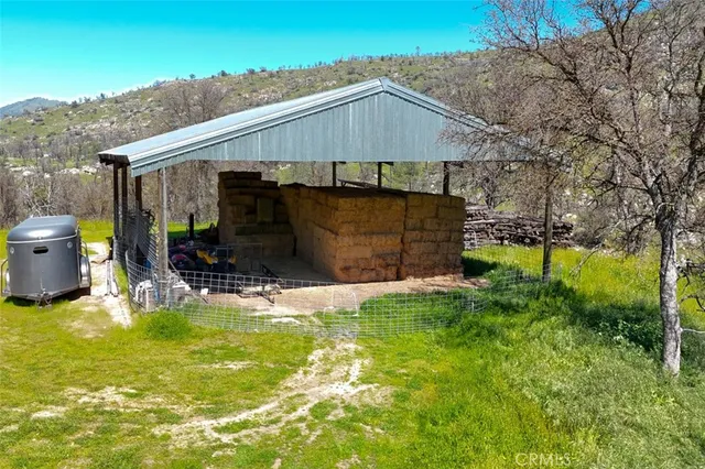 $3,200,000 | 39249 Road 800, Raymond, CA 93653