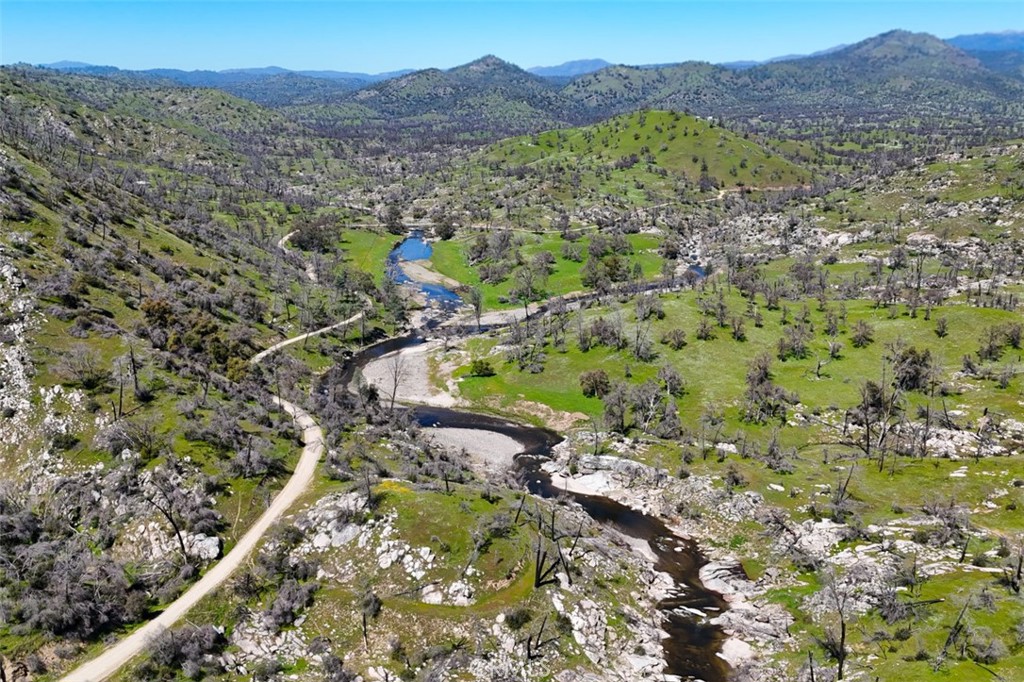 39249 Road 800 Raymond, CA 93653 - Photo 16 of 36