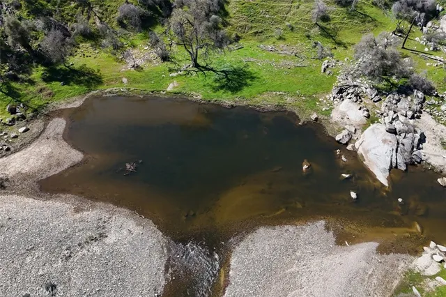 $3,200,000 | 39249 Road 800, Raymond, CA 93653