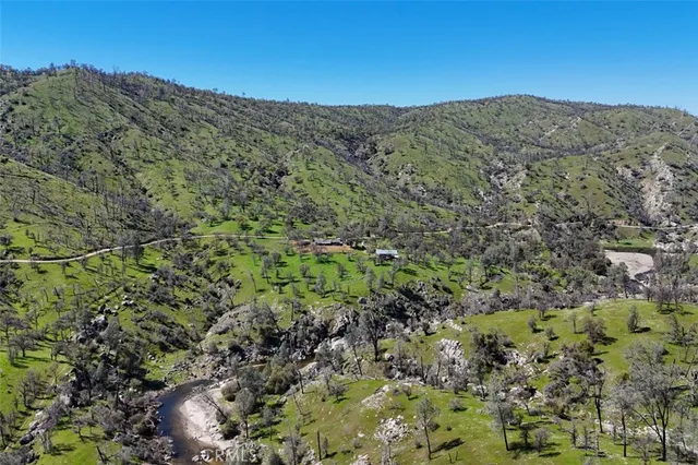 $3,200,000 | 39249 Road 800, Raymond, CA 93653