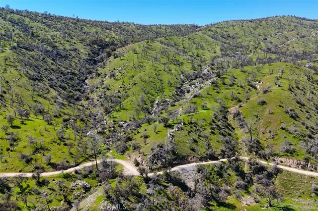 $3,200,000 | 39249 Road 800, Raymond, CA 93653