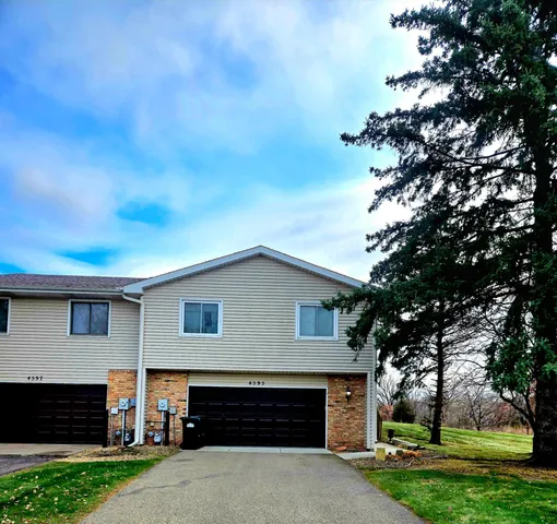 $330,000 | 4595 Horizon Circle, Eagan, MN 55123