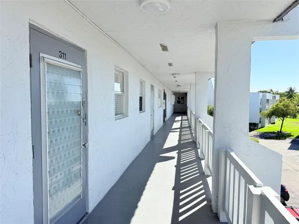 $117,500 | 6650 Royal Palm Boulevard, Unit 311C, Pompano Beach, FL 33063