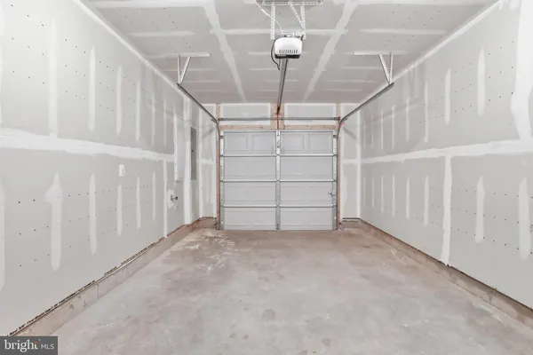 $1,950 | 137 Kinkade Court, Martinsburg, WV 25403