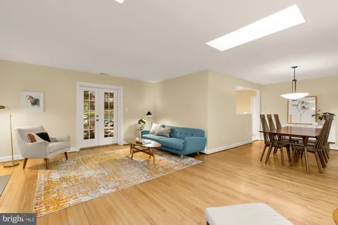 $675,000 | 1109 Crowfoot Lane, Silver Spring, MD 20904