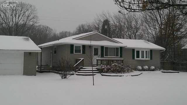 14441 Duffield Road Montrose, MI 48457 - Photo 4 of 15 20458641-3.JPG