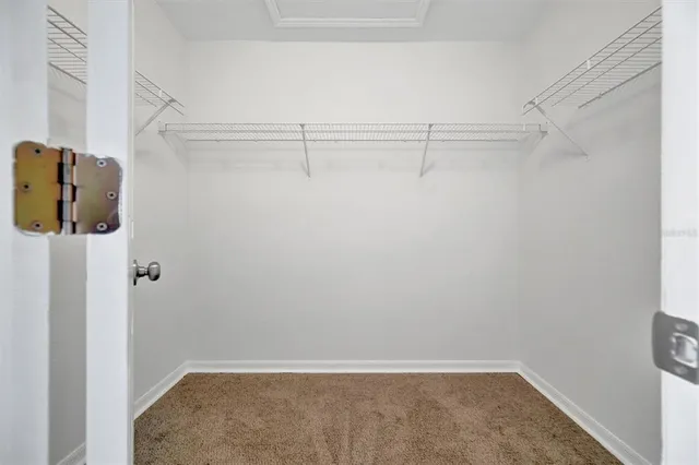 $650,000 | 2115 Valrico Heights Boulevard, Valrico, FL 33594