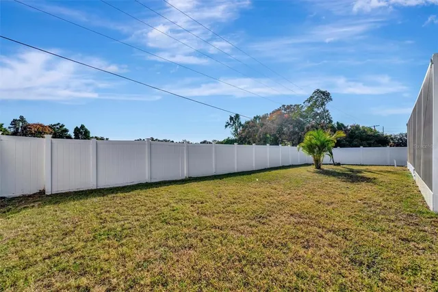 $650,000 | 2115 Valrico Heights Boulevard, Valrico, FL 33594