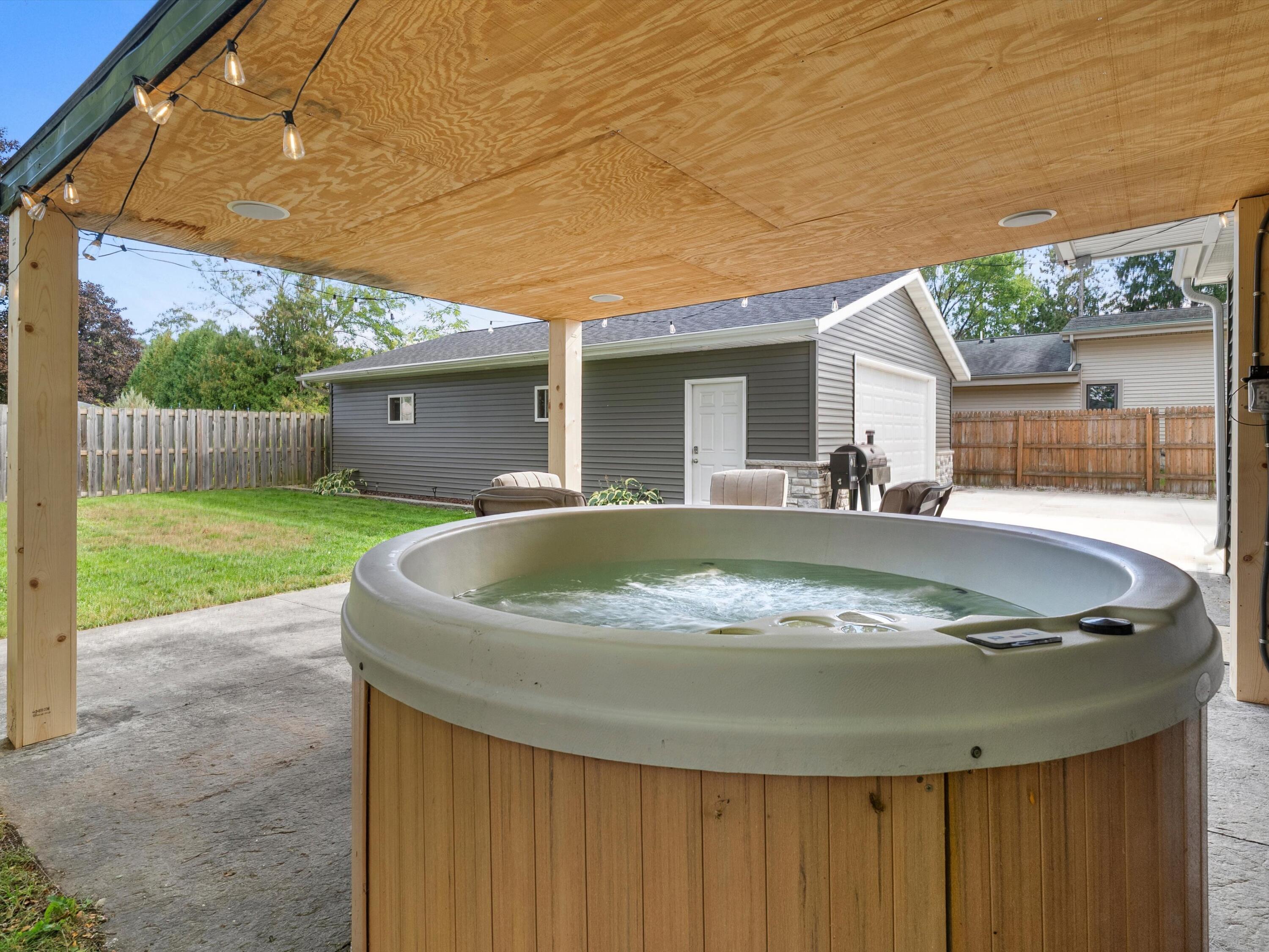 3917 Tannery Road Two Rivers, WI 54241 - Photo 3 of 21 Hot Tub