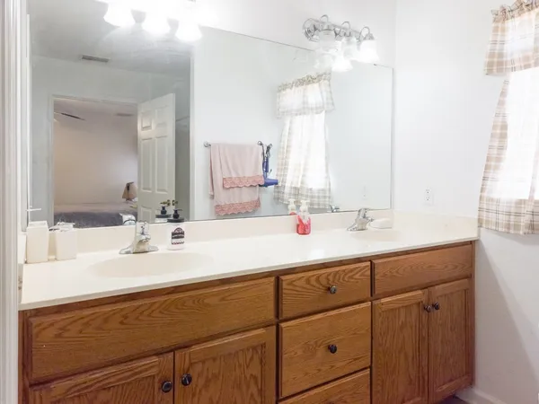 $235,000 | 100 Roosevelt Drive, Midway, FL 32343