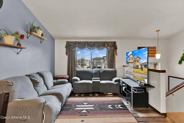 $525,000 | 2118 Teanaway Drive, Post Falls, ID 83854